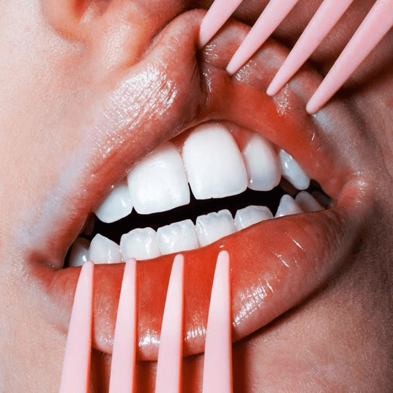 AESTHETIC DENTISTRY